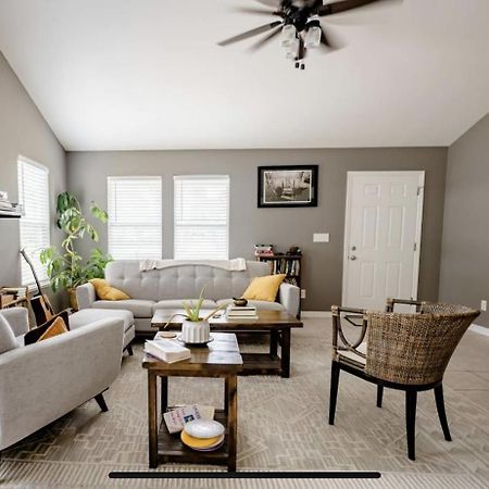 Family Friendly Home In Walking District, 5 Minutes From Beach Gulf Shores Εξωτερικό φωτογραφία